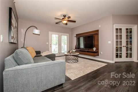 9145 Mcdowell Creek Court