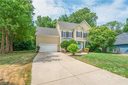 8229 Forest Shadow Circle sold home in Cornelius, SC