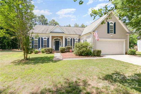 1012 Kerry Greens Drive