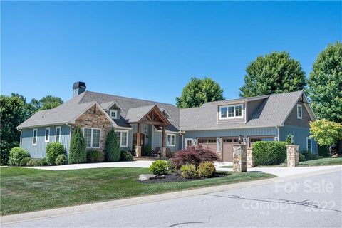 63 Summer Breeze Drive sold home in Grand Highlands Waterford Lake, Fletcher, NC