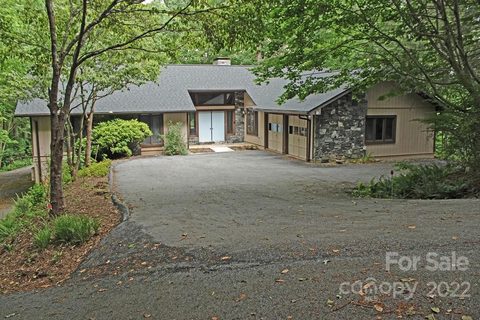 207 Kingfisher Road