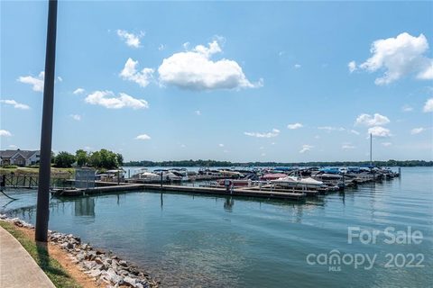 211 Southhaven Drive