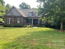 212 Donsdale Drive sold home in Statesville, SC
