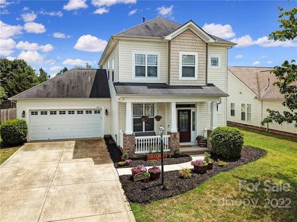 8804 Castle Cliff Drive sold home in Castle Cliff, Matthews, NC