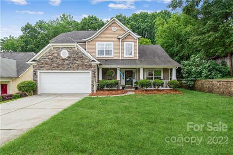 1631 Privette Road sold home in Squirrel Lake Village, Matthews, NC
