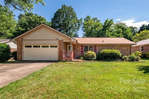 278 Resada Drive sold home in Deer Track, Brevard, NC