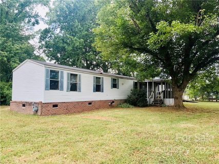 150 Swink Avenue sold manufactured home in Midway Pines, Salisbury, NC