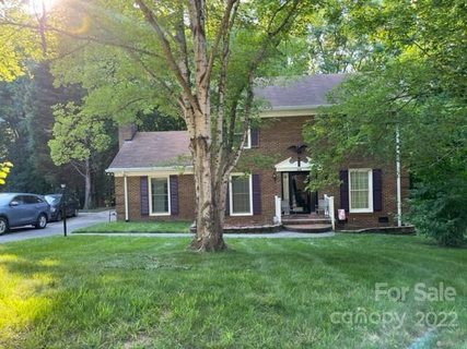 323 Kelford Lane