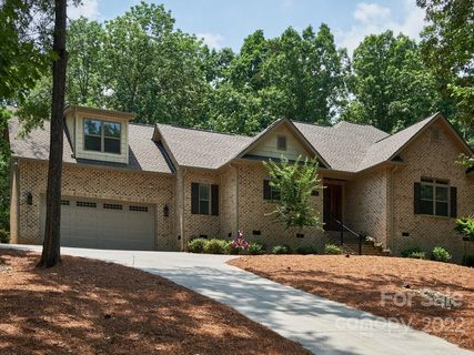 12 Tanglewood Road