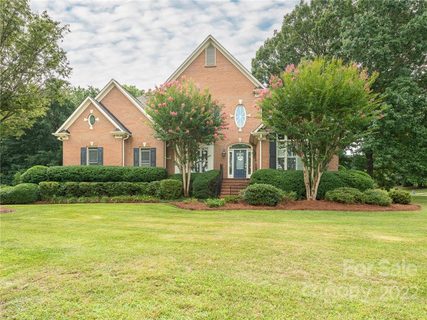 6925 Troika Court