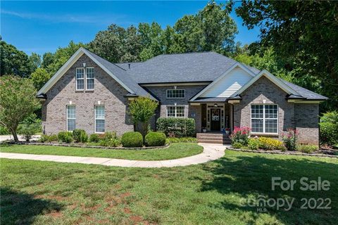 5310 Wolcott Court sold home in Berkshire, Waxhaw, NC