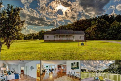425 Weaver Dairy Road sold home in Weaver Dairy, Bessemer City, NC