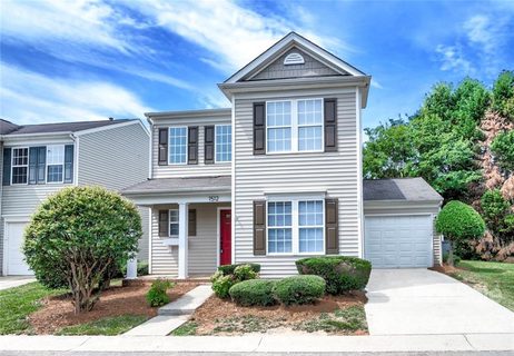 1512 Hyacinth Court