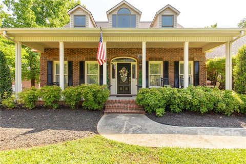 1704 Sharon Lane sold home in Arrowood, Lancaster, SC