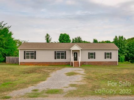 5721 Walker Way sold home in Lewis Farm Estates, Kings Mountain, NC