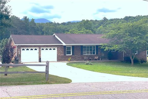 1518 Mountain Shadows Drive sold home in Mountain Shadows, Morganton, NC