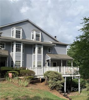 6055 Treetop Court