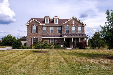 413 Alucio Court sold home in Candella, Matthews, NC