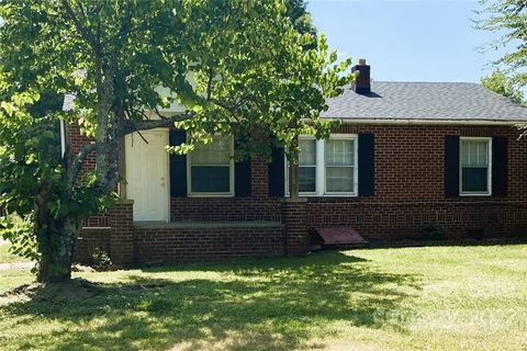 Previously sold for $229,800