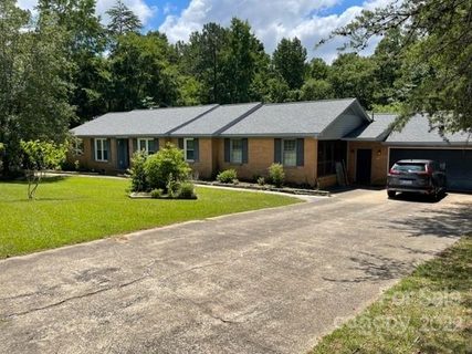 1564 Hathaway Drive sold home in Hallmark Estates, Rock Hill, SC