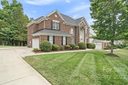 11111 Fountaingrove Drive sold home in Charlotte, SC