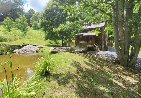 26 Apple Pasture Drive sold home in Shoot Out Mountain, Bakersville, NC
