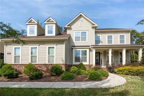 Previously sold for $735,000