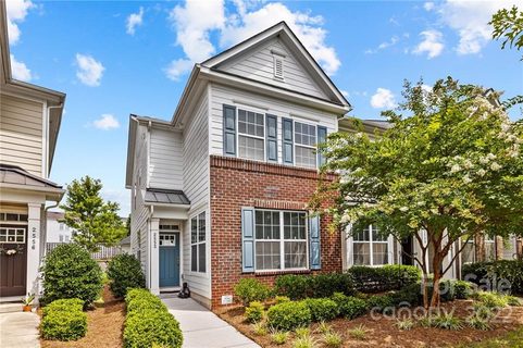 2552 Tranquil Oak Place