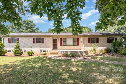 9701 Sunway Drive sold home in Pleasant View Acres, Mint Hill, NC