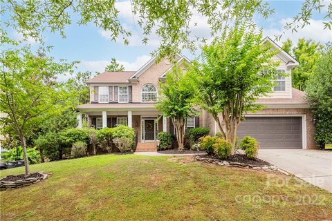 1832 Chestnut Hill Drive