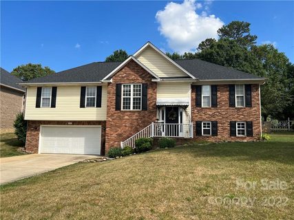 121 Bald Cypress Lane sold home in The Woodlands, Mooresville, NC