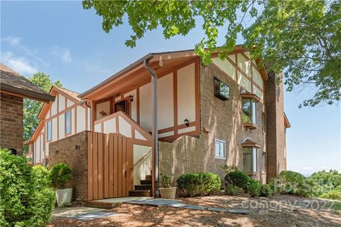 304 Fleetwood Plaza sold home in Fleetwood Plaza, Laurel Park, NC
