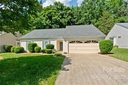 8333 Houndstooth Drive sold home in Charlotte, SC