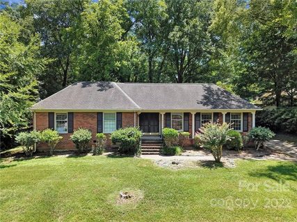 7017 Queensberry Drive
