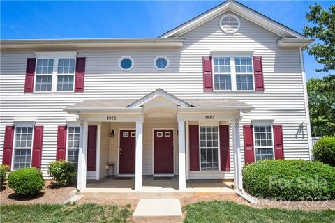 1820 Butterfly Lane