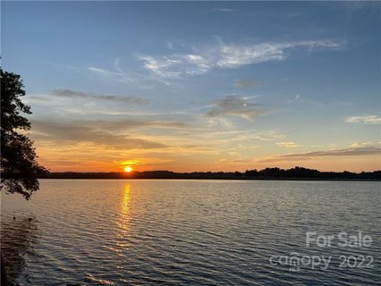 713 Northeast Drive 59 sold home in Spinnaker Reach, Davidson, NC