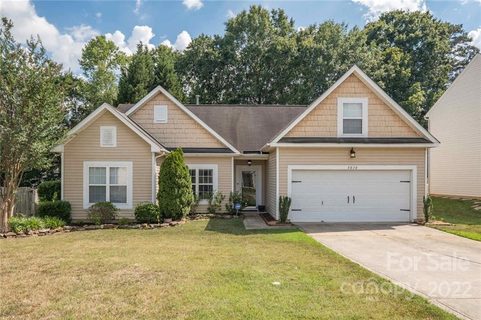 8010 Trotter Road sold home in Fox Chase, Charlotte, NC