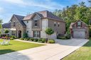 294 San Agustin Drive sold home in Mooresville, SC