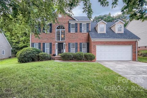 6937 Sweetfield Drive 13 sold home in Mcginnis Village, Huntersville, NC