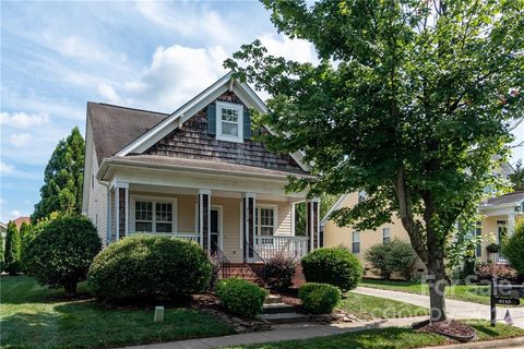 8110 Strandhill Road sold home in Greens At Birkdale Village, Huntersville, NC