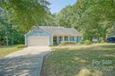 2313 Oak Leigh Drive sold home in Charlotte, SC