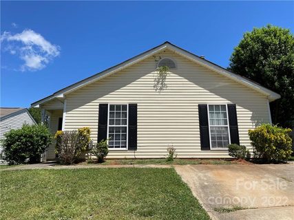 2732 Fairstone Avenue sold home in Fairstone, Charlotte, NC