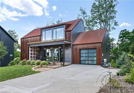 64 Malvern Walk sold home in Malvern Walk, Asheville, NC