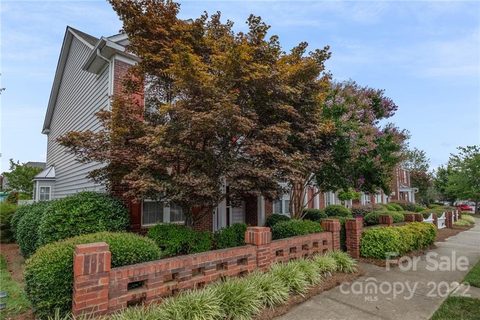 6915 Creft Circle
