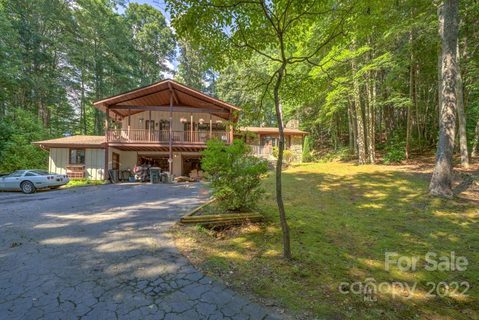 230 Raintree Drive sold home in Tamarac, Hendersonville, NC
