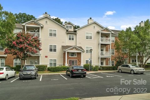 9944 Hyde Glen Court