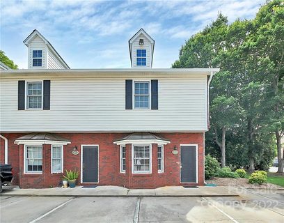 405 Wilson Street 101 sold townhome in Oakland Villas, Rock Hill, SC