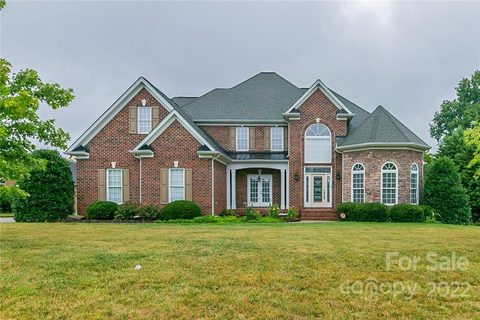 2709 Smith Field Drive sold home in Smith Field, Monroe, NC