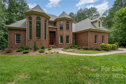224 Ferncliff Drive