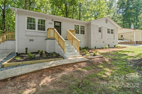 1208 Northwoods Drive sold home in North Woods, Kings Mountain, NC